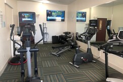 Holiday Inn Express Hotel & Suites Woodward Hwy 270