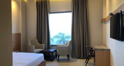 Hotel Golden Orchid Room Type - Executive Room