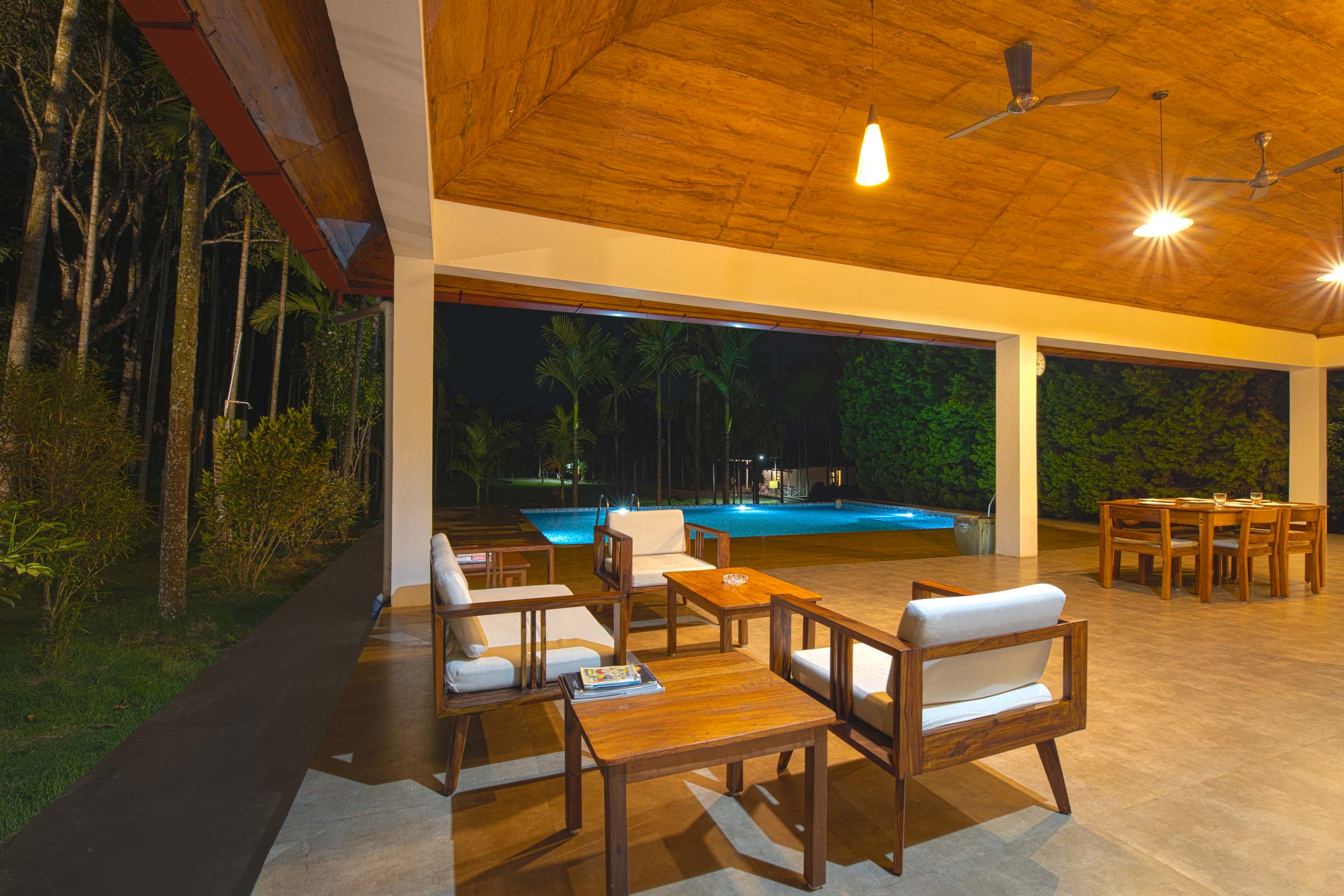 StayVista | Villa Tall Silver - Tap to explore photos