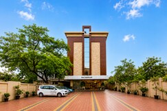 Hotel Sai Jashan Shirdi - Where blessings & comfort meet