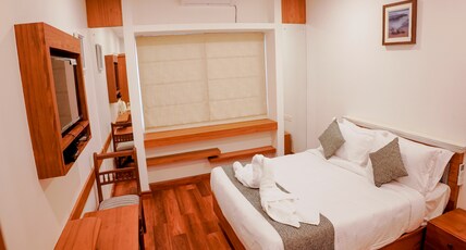 MPS Royal Suites Room Type - Deluxe AC Room