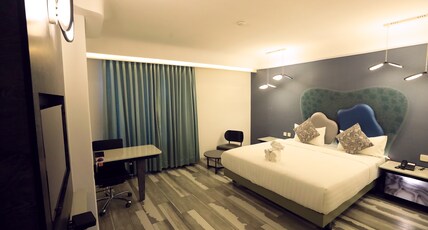 Hummingbird Hotel & Banquet Room Type - Executive Rooms
