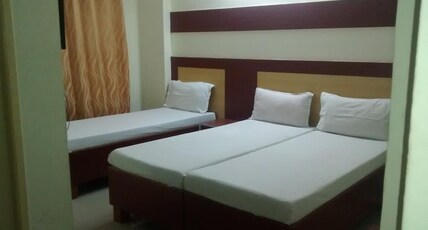 CENTRAL MINA RESIDENCY Room Type - TRIPLE BED NON A.C