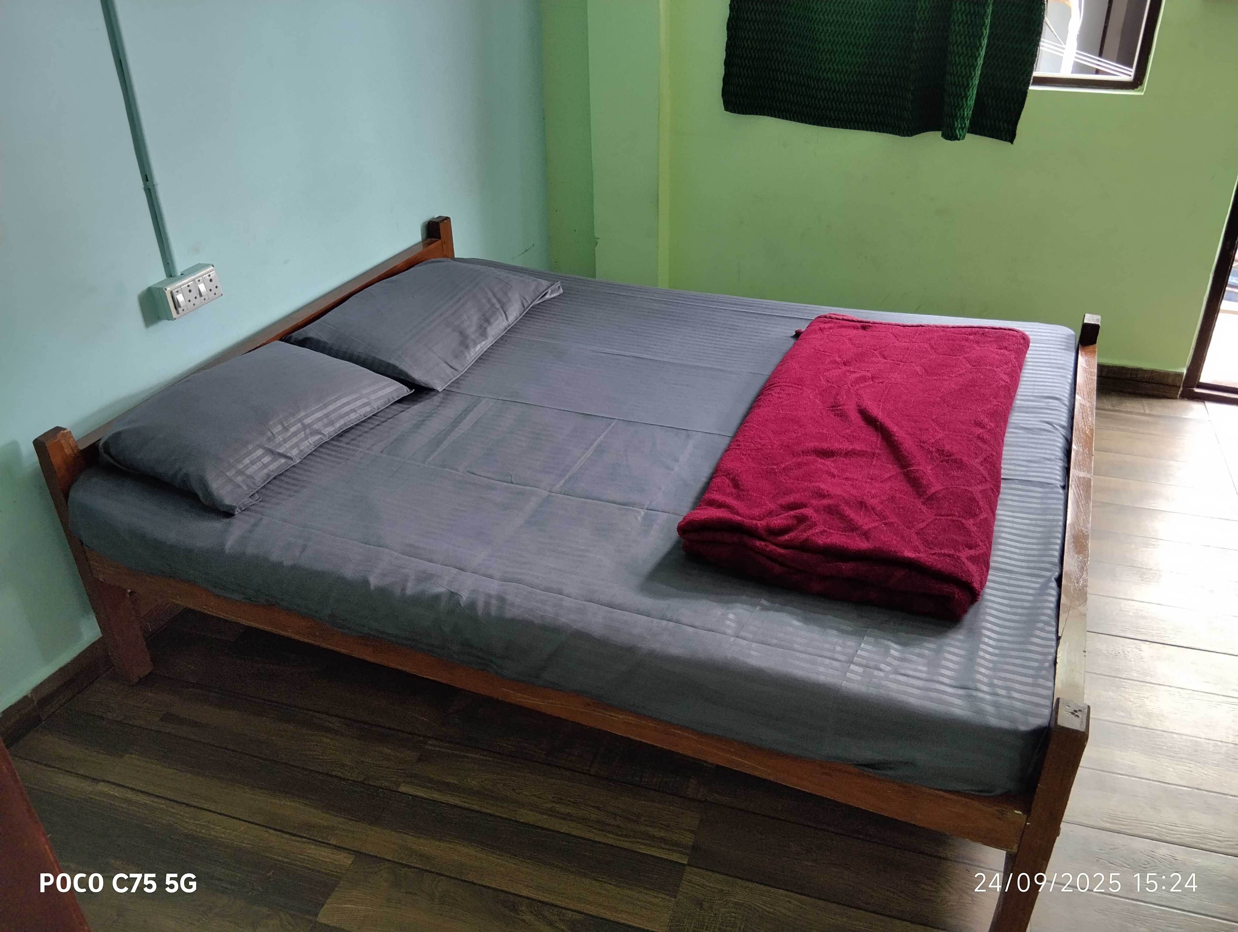 Anugrah Homestay - Tap to explore photos