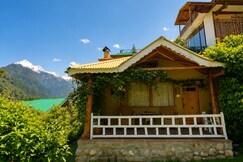 Vishuddhi Mud House-Relax & Reconnect by Homeyhuts