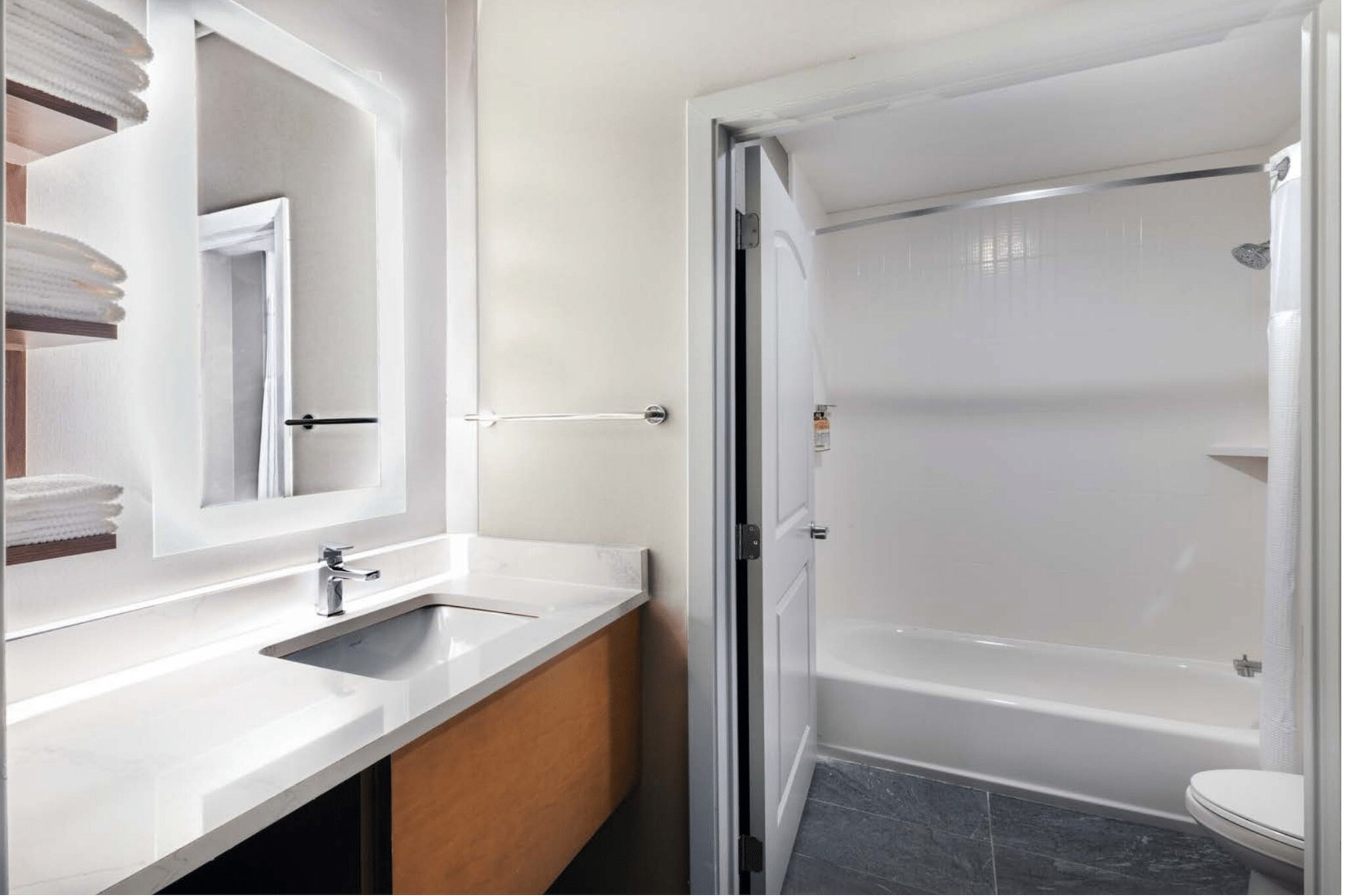 Staybridge Suites Waco South Woodway - Tap to explore photos