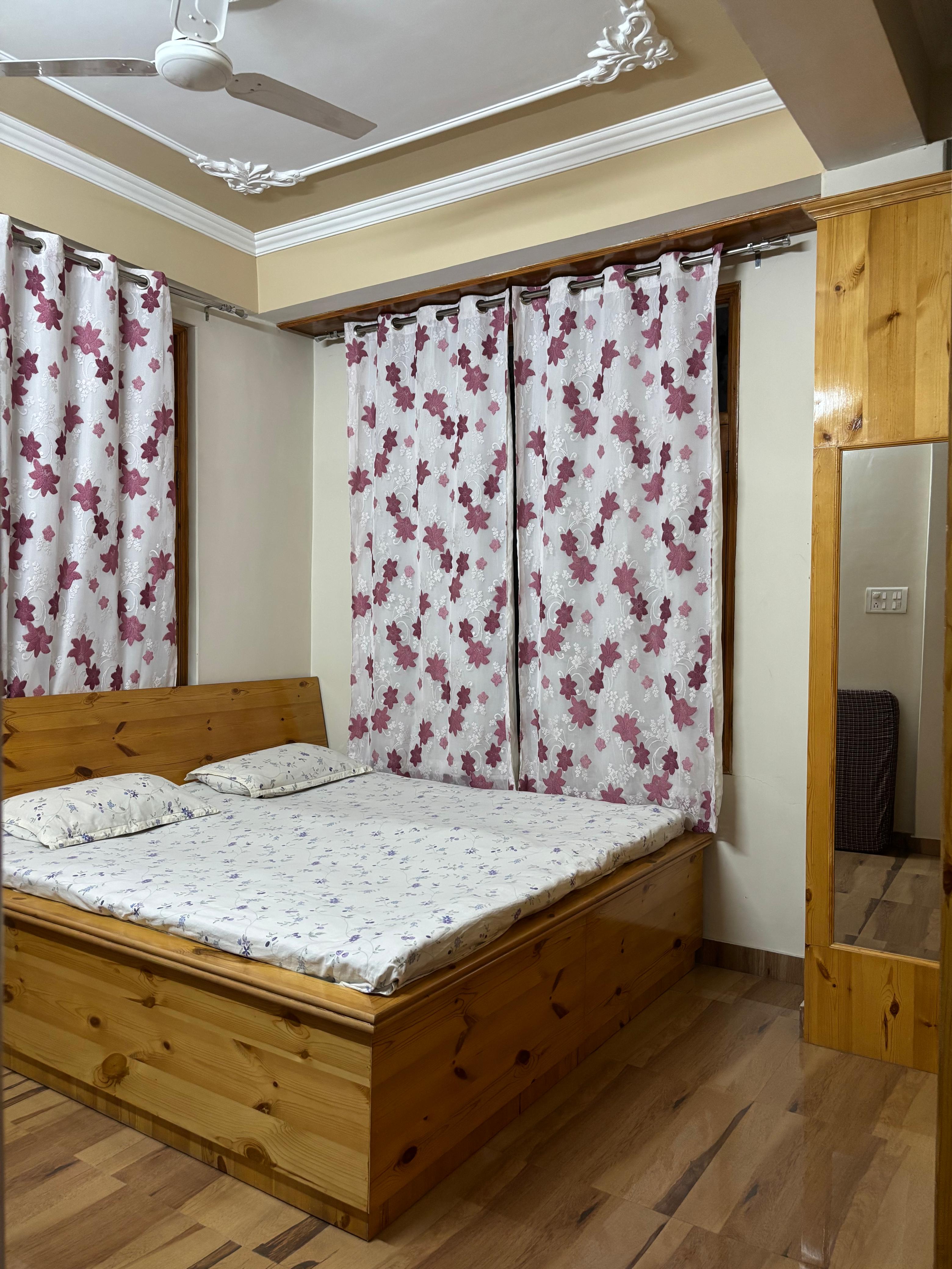 Saatvik Homestay - Tap to explore photos