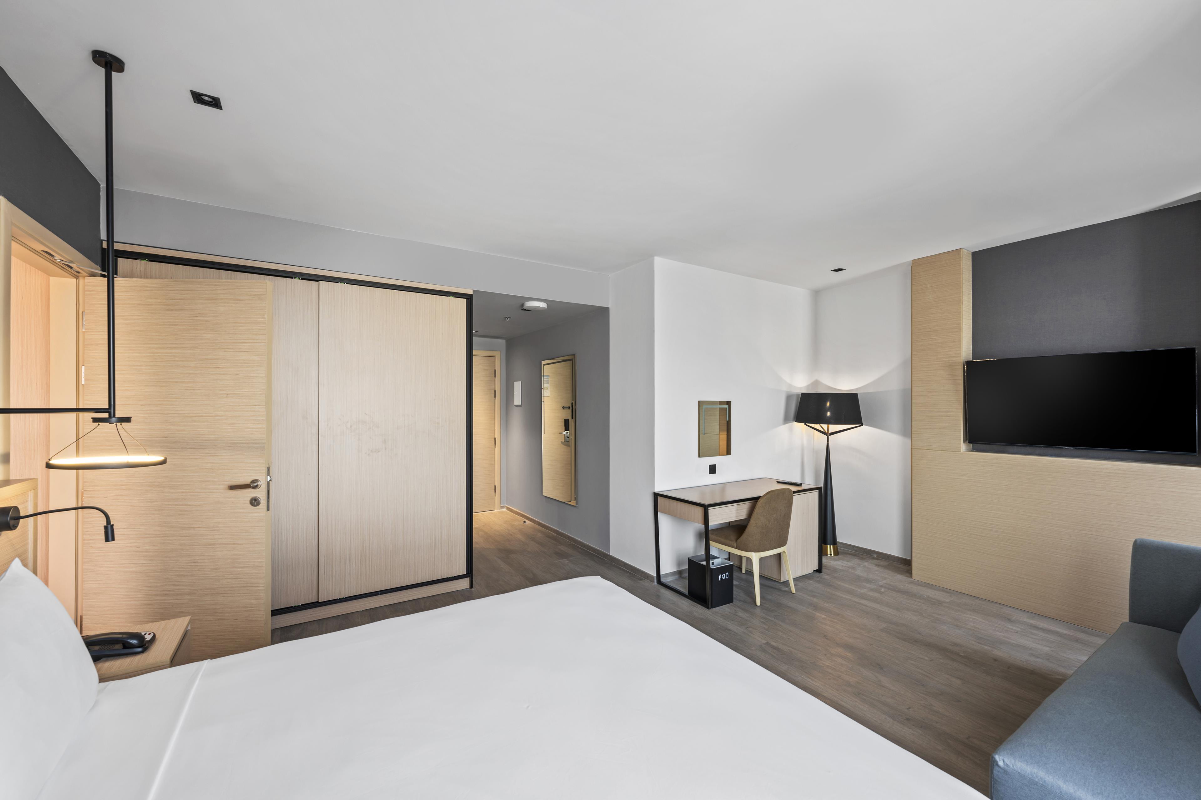 Radisson Hotel Makkah Thakher City - Tap to explore photos