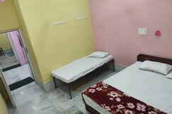 BHARDWAJ HOME STAY