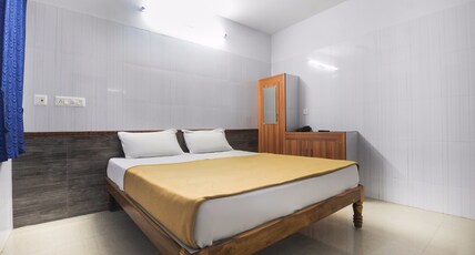 JKS Deluxe Lodge. Room Type - Delux Room