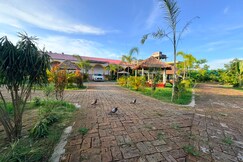 Rooms of THE GOLDEN PALM RESORT & HOTEL