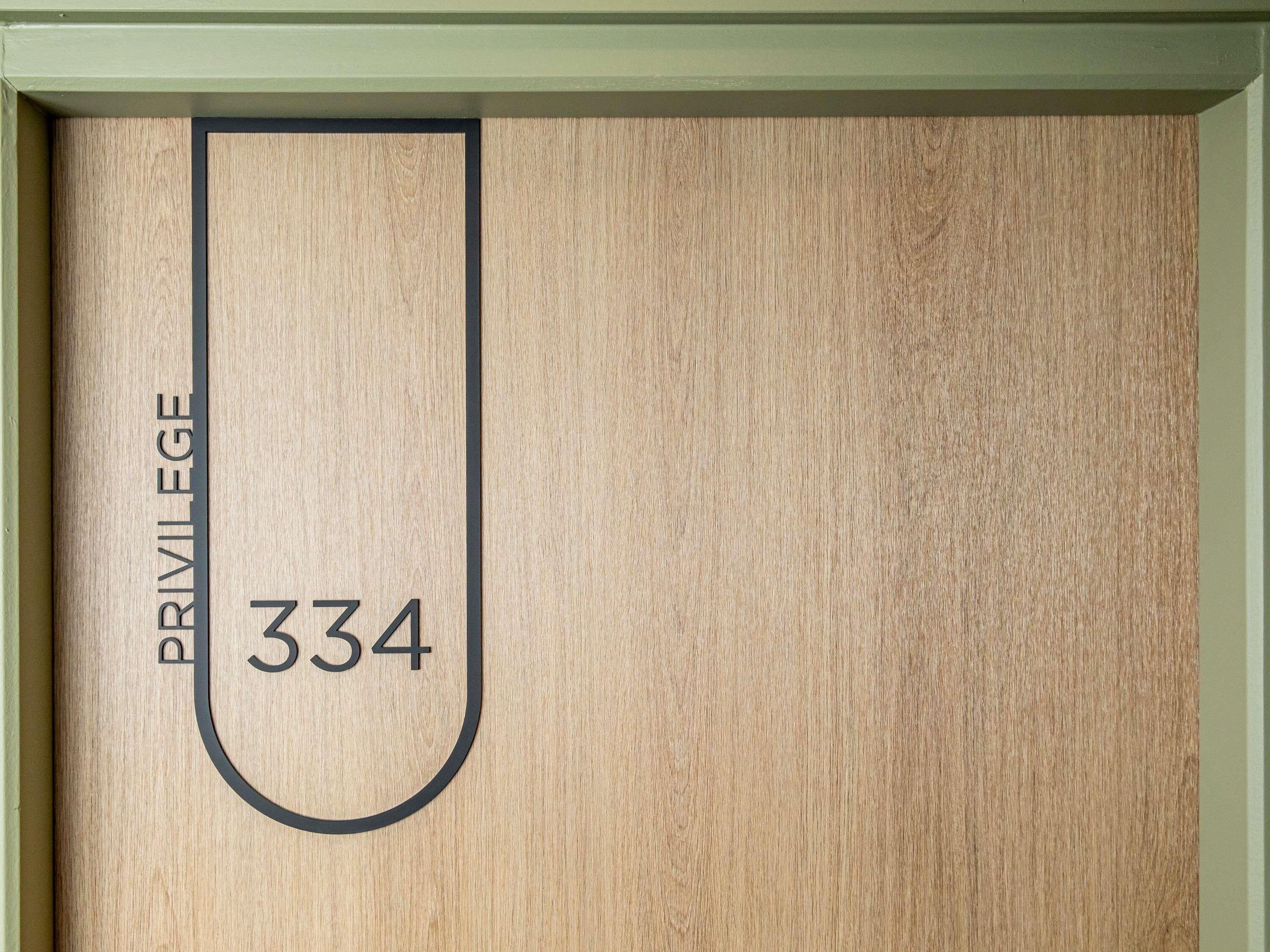 Mercure Angouleme Hotel de France - Tap to explore photos