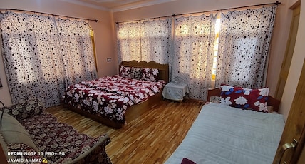 Kashmir Vintage Homestay Room Type - Comfort Triple Room