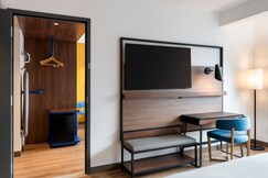 Photos of Tru by Hilton Cali Sur