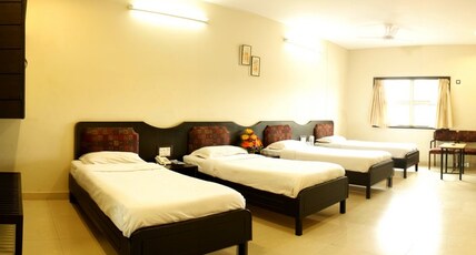 Suhashini Palace Room Type - 4 Bedded Non AC Room
