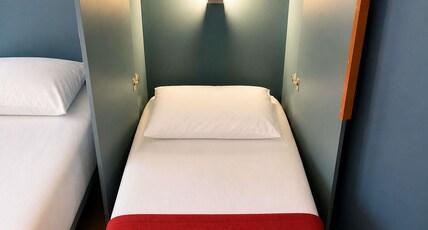 Ibis budget Dijon Centre Clemenceau Room Type - TRIPLE - room with twin beds and 1 pull-out bed