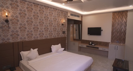 PRAKASH RESIDENCY Room Type - Premium Room PRAKASH RESIDENCY Room Type - Premium Room