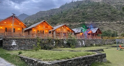 Silent Meadows The Log Huts Room Type - HUT 4
