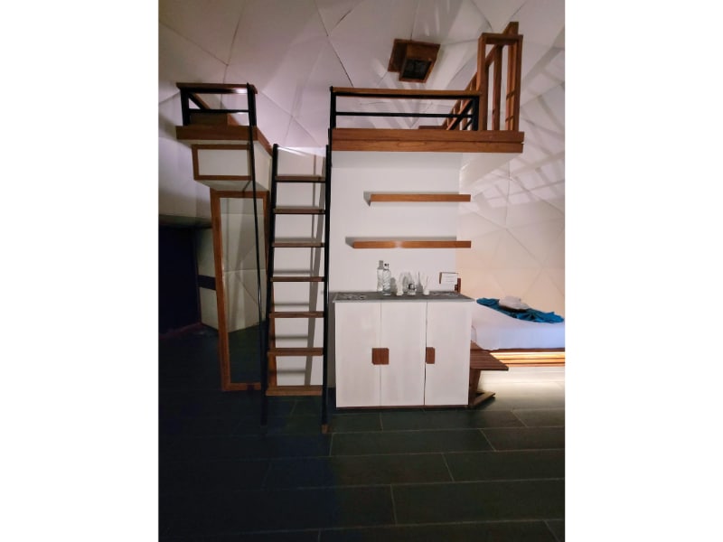GeoLux Lavish Dome Retreat - Tap to explore photos