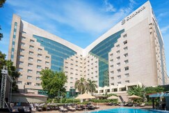 Sonesta Hotel Tower & Casino