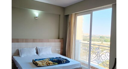 Radhe Krishna Luxury Stay Room Type - Radhe Krishna Luxury Stay