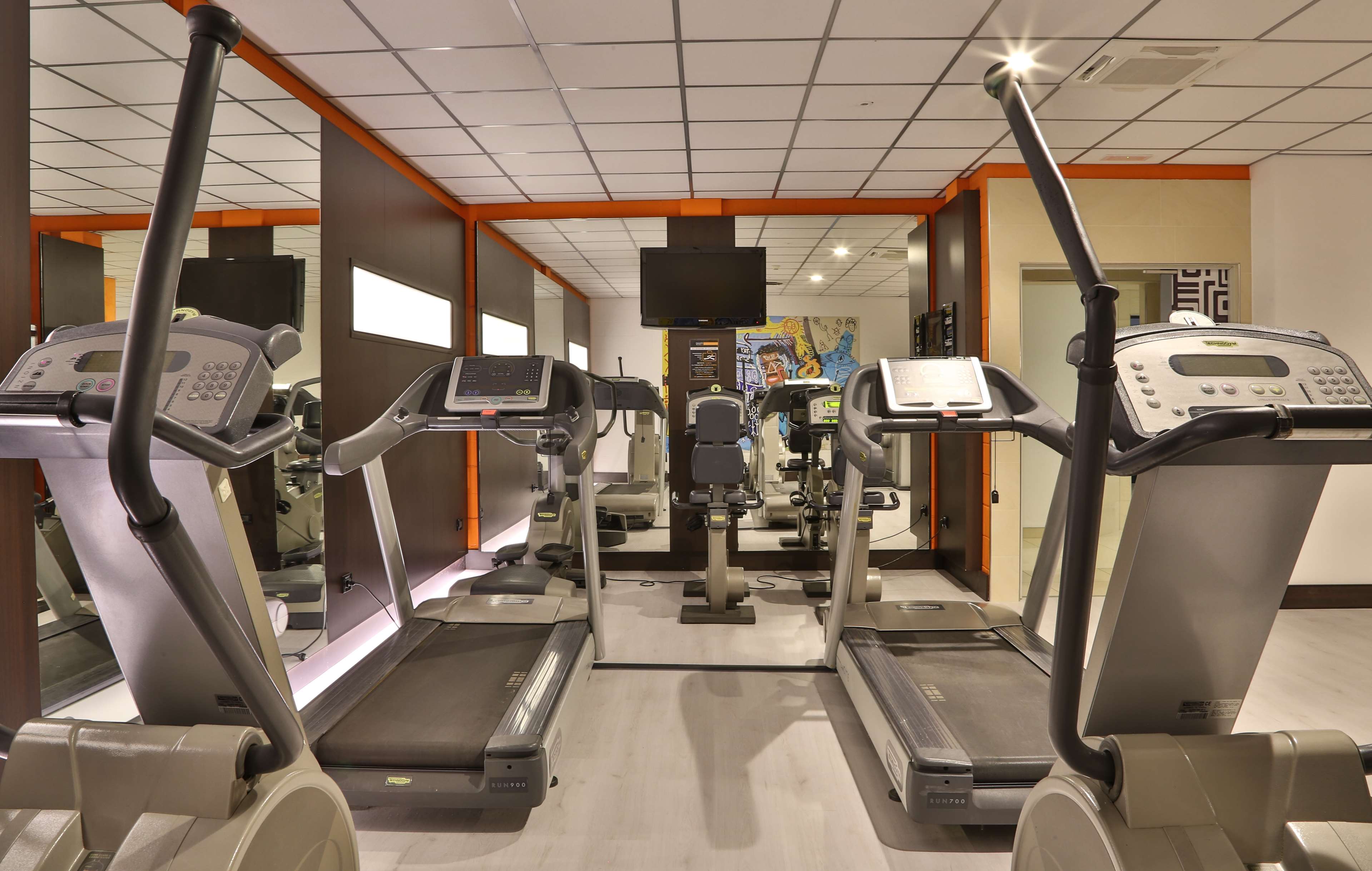 Best Western Plus Hotel Galileo Padova - Tap to explore photos