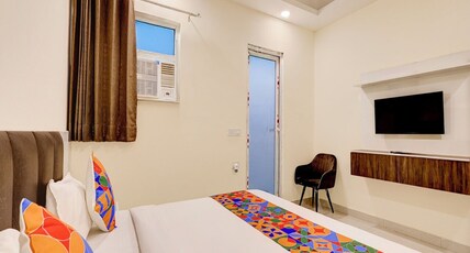 Hotel Paradise Palace Room Type - Deluxe Room