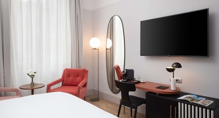 Anglo American Hotel Florence, Curio Collection by Hilton Room Type - KING DELUXE ROOM