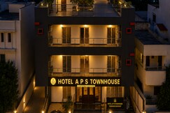 HOTEL  A P S TOWNHOUSE