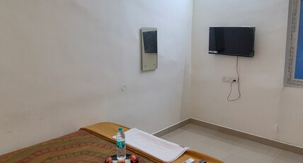 Chandra guest House Room Type - Bedroom 6