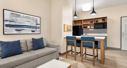Candlewood Suites Boise - Towne Square, an IHG Hotel Room Type - 1 Queen 1 Bedroom Suite Mobil Access Tub