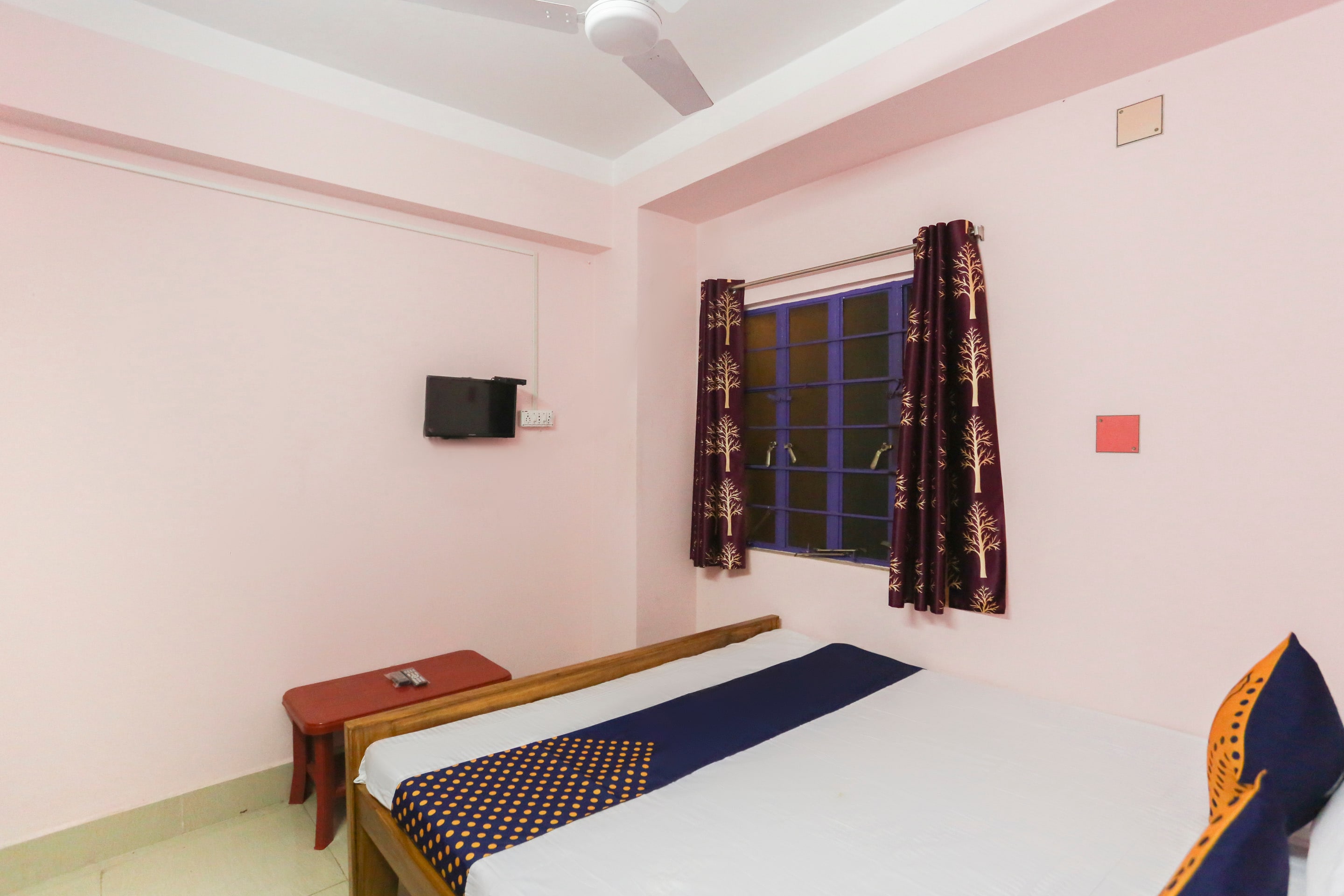 Hotel O Rekha Anusthan Bhawan and Lodge - Tap to explore photos