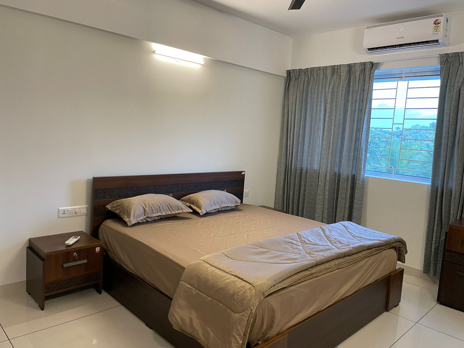 Redstone 2 Ghazal apartment 2BHK - Tap to explore photos