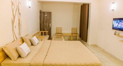 Rathna Square Room Type - Ac Rooms