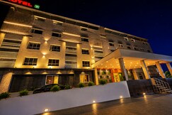 Hotel Jhankar Palace
