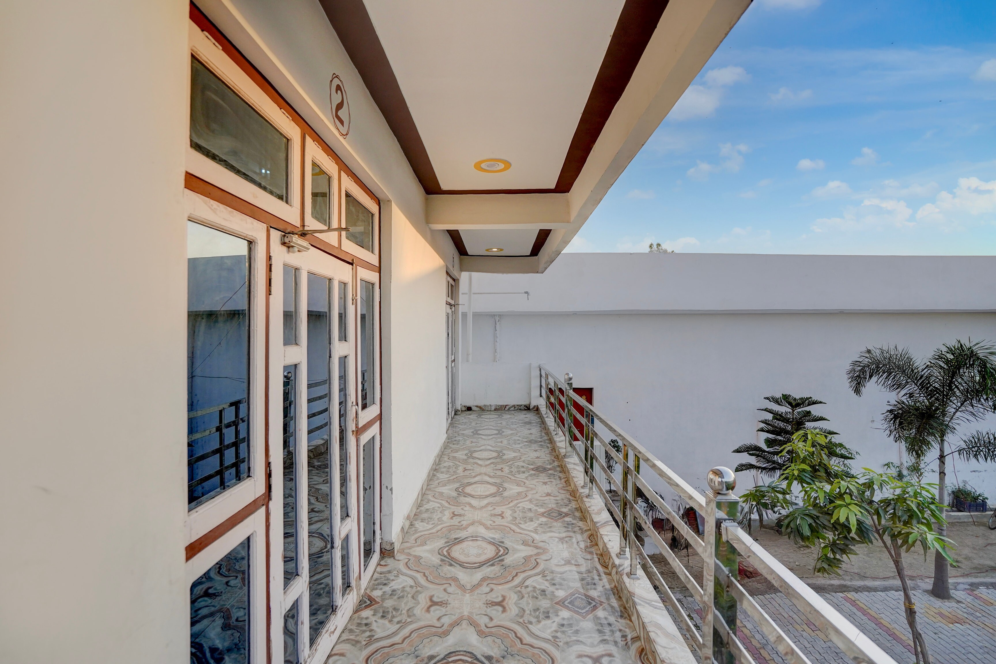 Hotel O Sidharth Inn - Tap to explore photos
