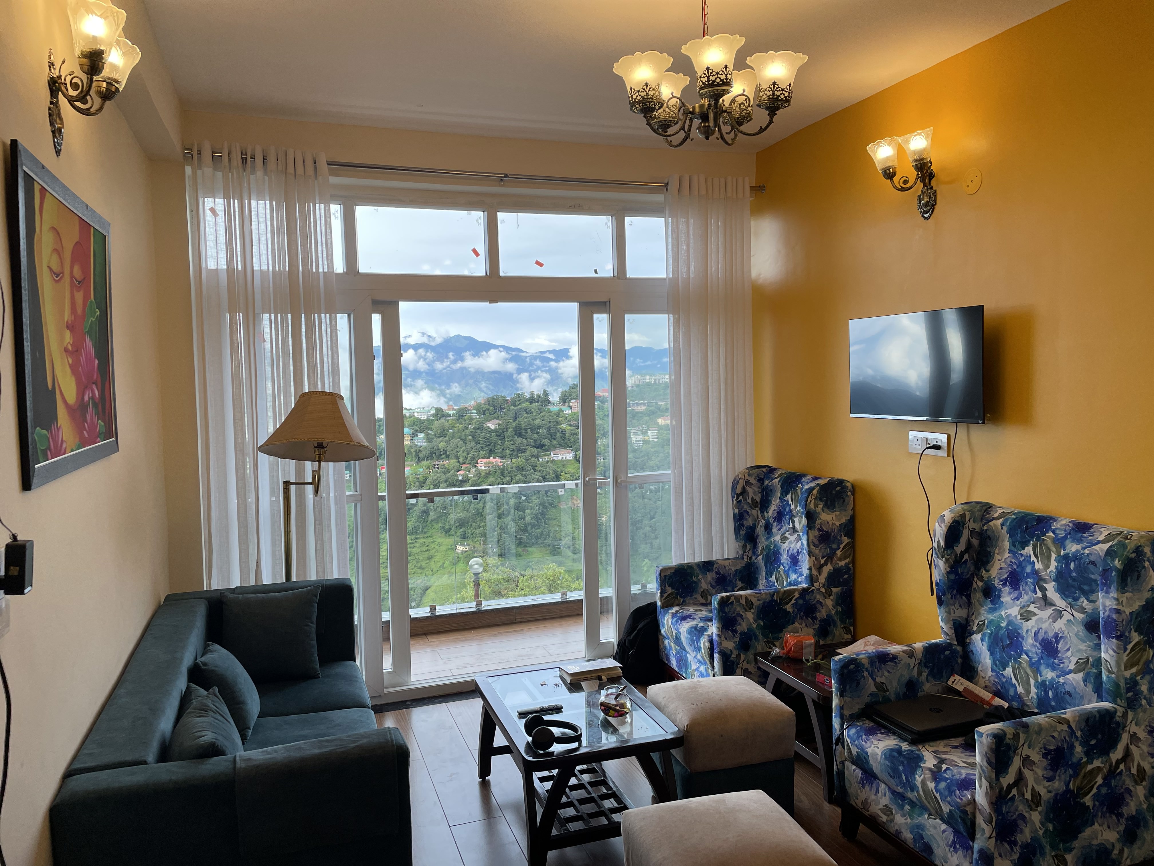 Rovers Suites Entire 2 BHK Luxury Apartment - Tap to explore photos