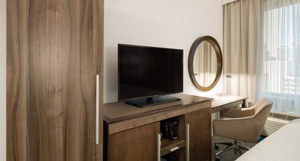 Hampton Inn by Hilton Manhattan/Times Square South Room Type - 2 DOUBLES HIGH FLOOR NS