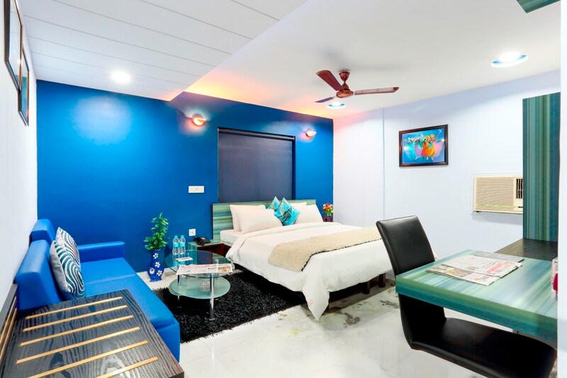 Hotel Narayani Enclave - Tap to explore photos