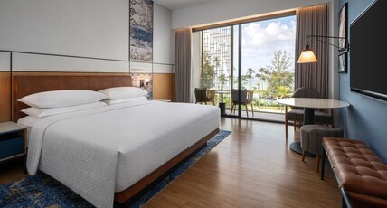 Four Points By Sheraton Bintan, Lagoi Bay Room Type - Deluxe Pool King, Guest room, 1 King, Pool view, Balcony Four Points By Sheraton Bintan, Lagoi Bay Room Type - Deluxe Pool King, Guest room, 1 King, Pool view, Balcony