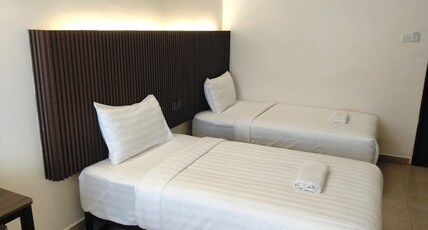 Hotel O Hilltowne Room Type - Deluxe Twin