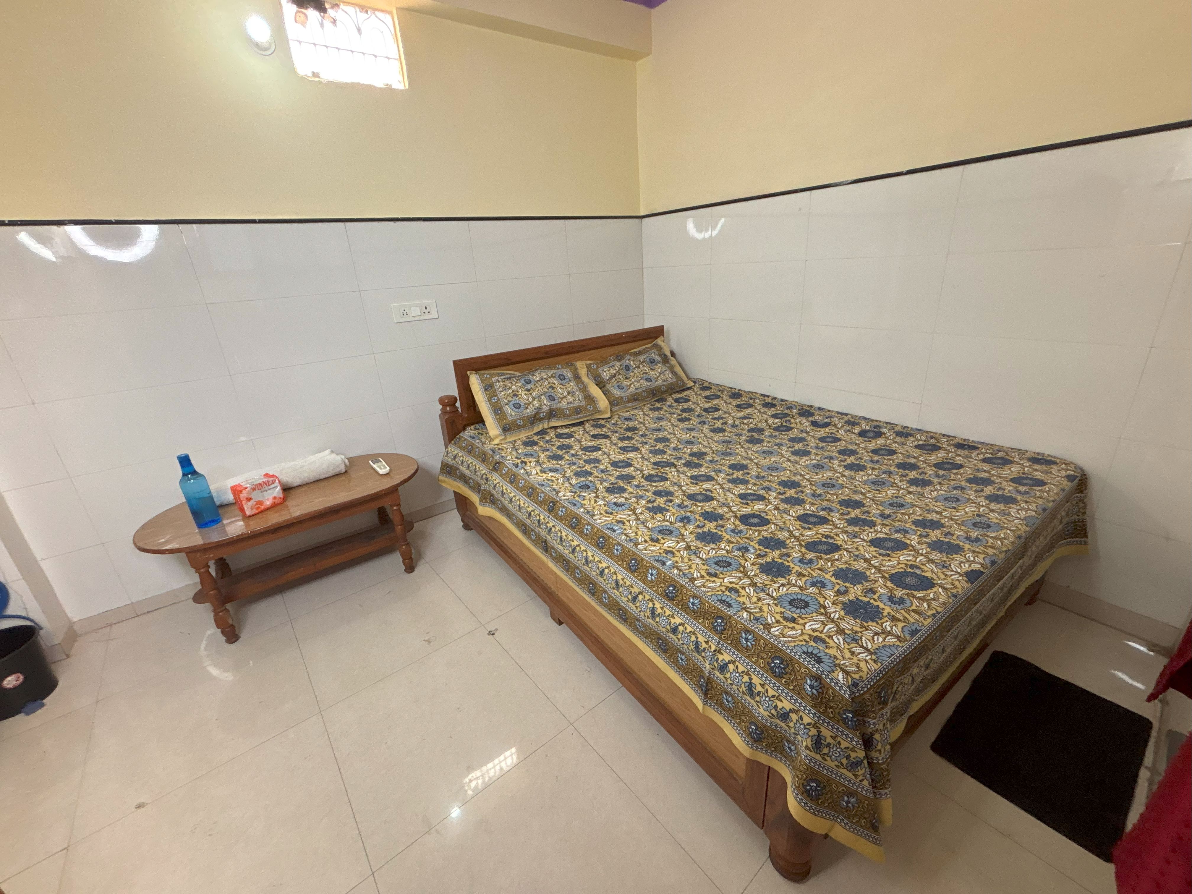 Hindustan Rest House. - Tap to explore photos