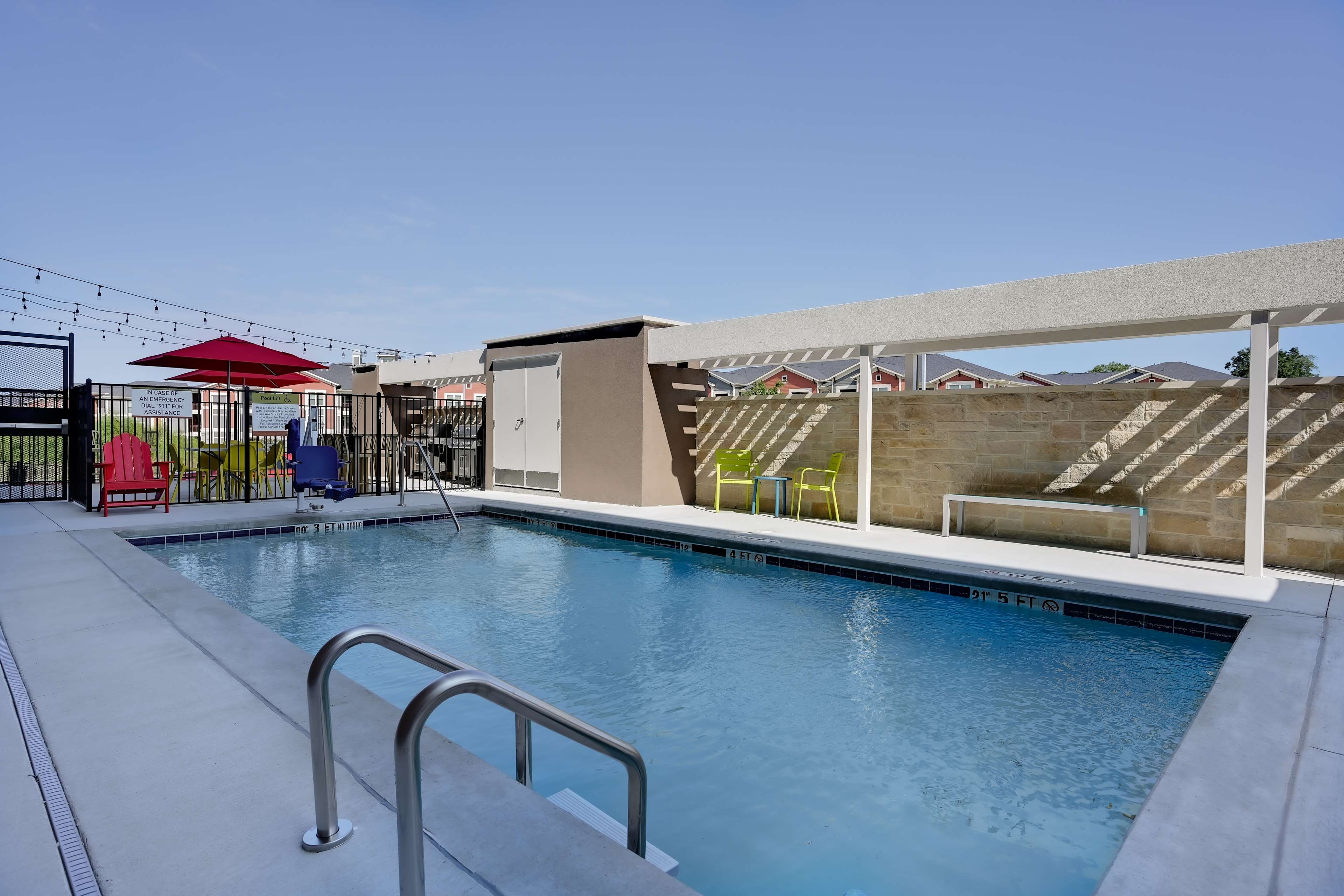 Home2 Suites by Hilton Temple - Tap to explore photos