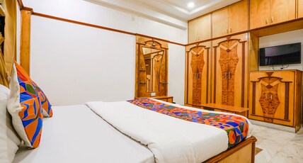 Hotel Rest   Peace  Airport Room Type - Deluxe room with bathtub