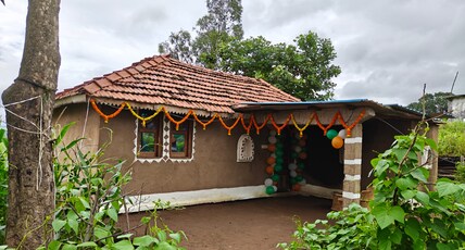 Heaven Hub Homestay Kajra Room Type - Heaven Hub Homestay Kajra