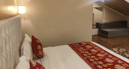 Hidden Leaf Resort Room Type - Premium Room