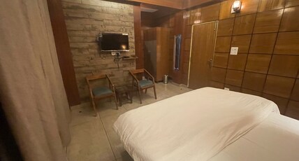 Mountain Nest,Narkanda Room Type - SUPER DELUXE ROOM