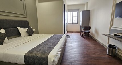 Hotel Great View Room Type - Executive King Bed Room