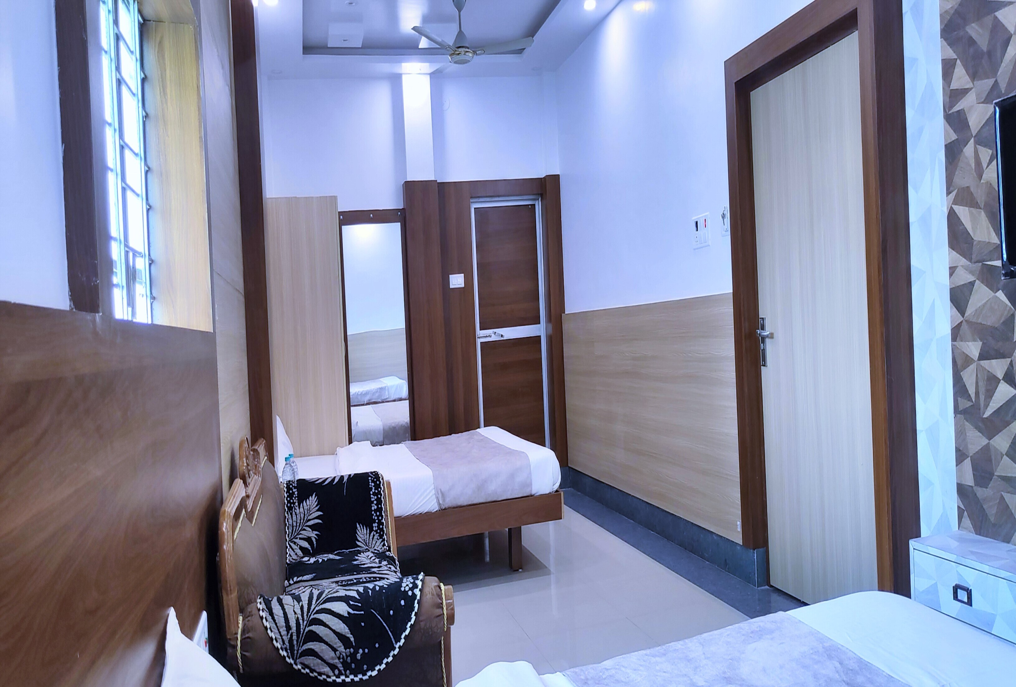 Hotel Aparna - Tap to explore photos