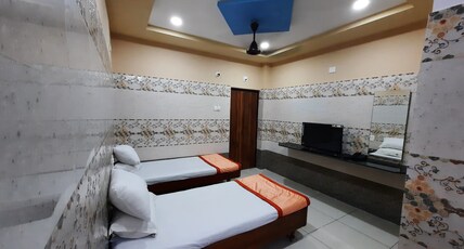 Udipi Sri Devi Residency Room Type - Standard deluxe single A.C